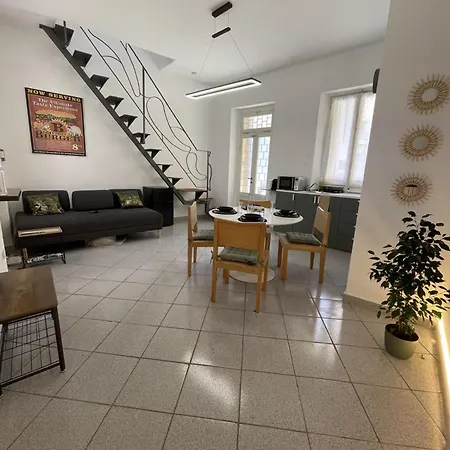 Private Loft La Rocchetta, Maggiore *